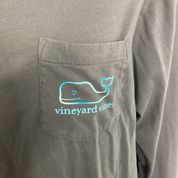Vineyard Vines Gray Long Sleeve Tee Casual Comfort Mens Size Medium Cotton - Picture 2 of 5